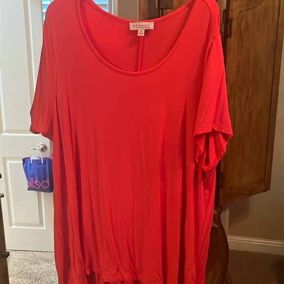 Philosophy top - Picture 1 of 3